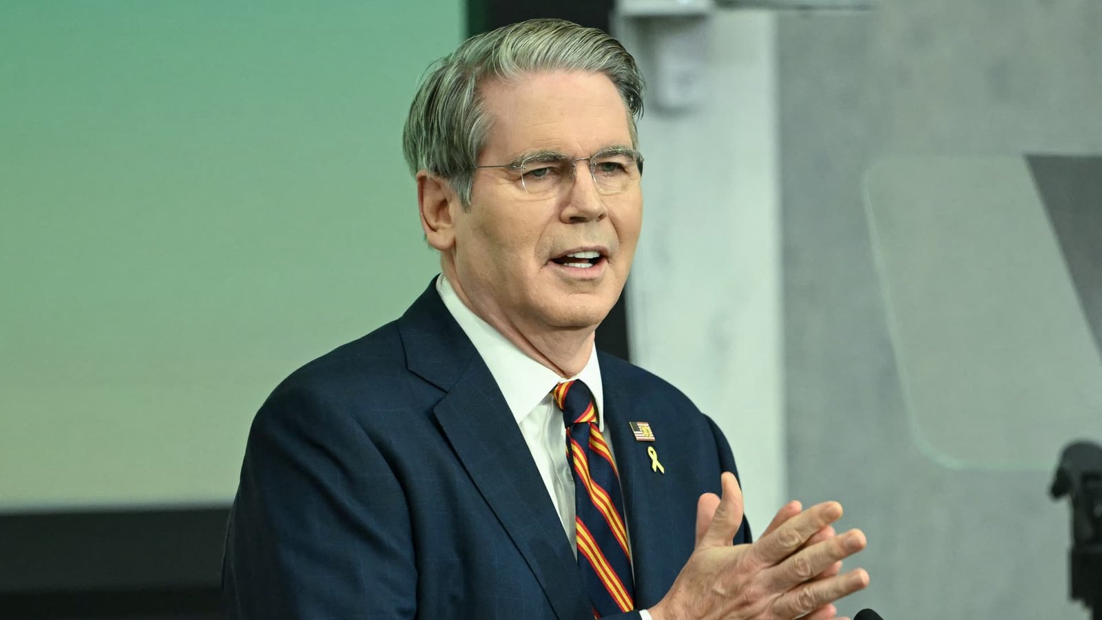 Trump's Fed chair candidates list narrowed down to five by Bessent after interviews, sources say