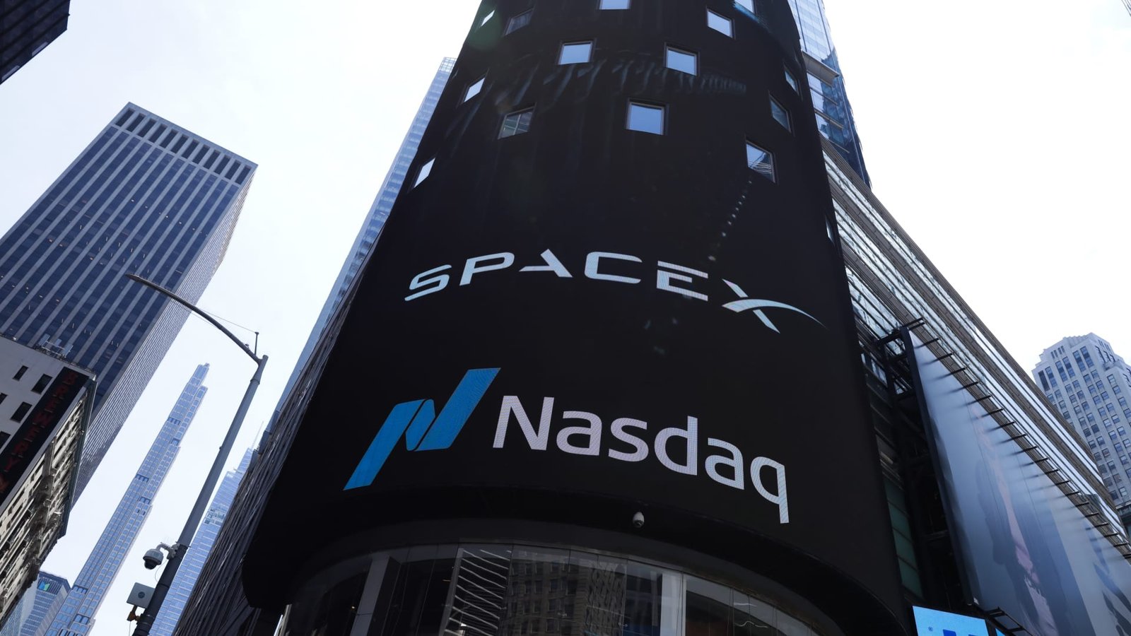 SpaceX seeing interest from short sellers, but most afraid to go against Musk