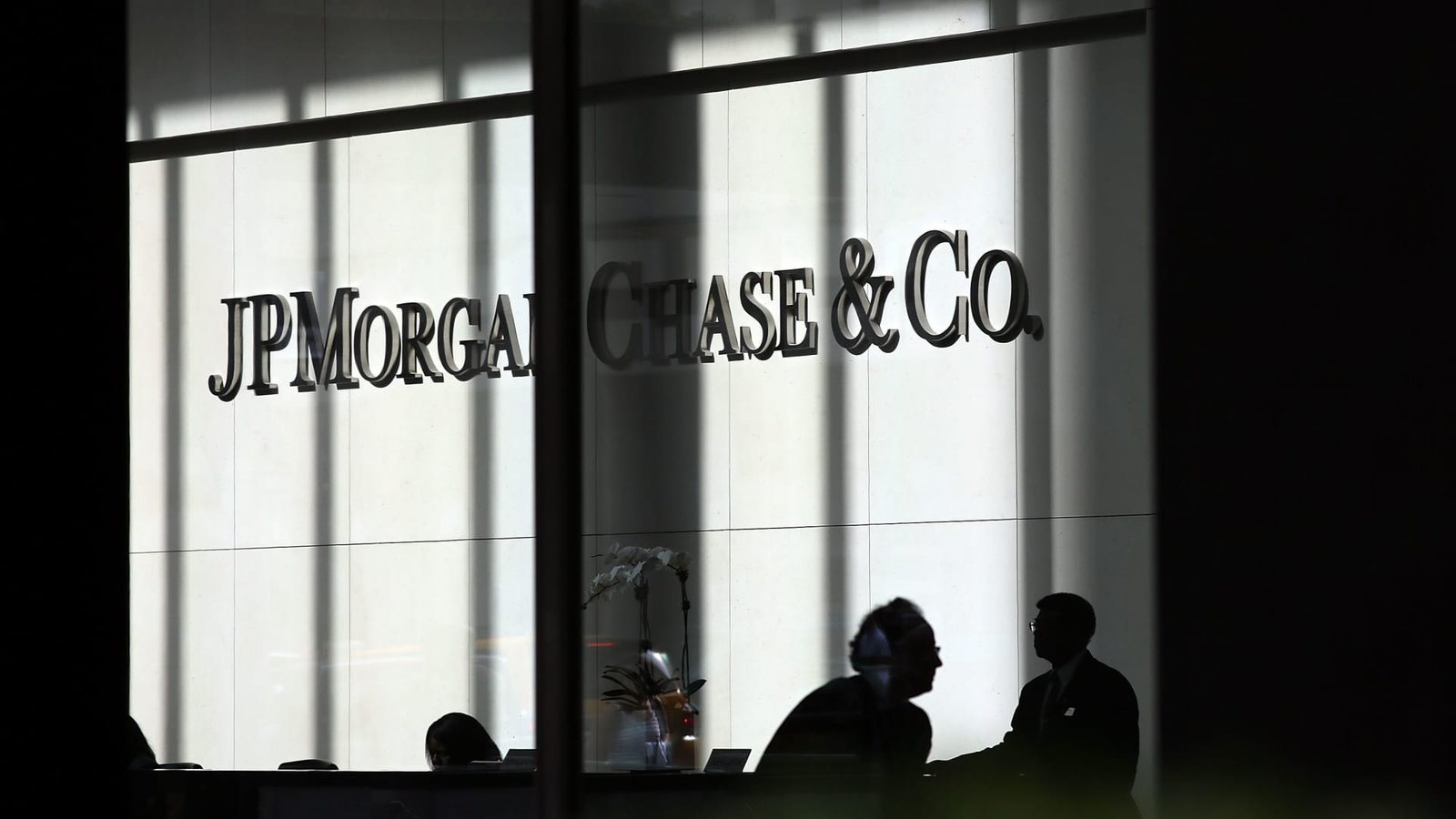 Stocks making the biggest moves premarket: JPM, BAC, IBM, AAPL