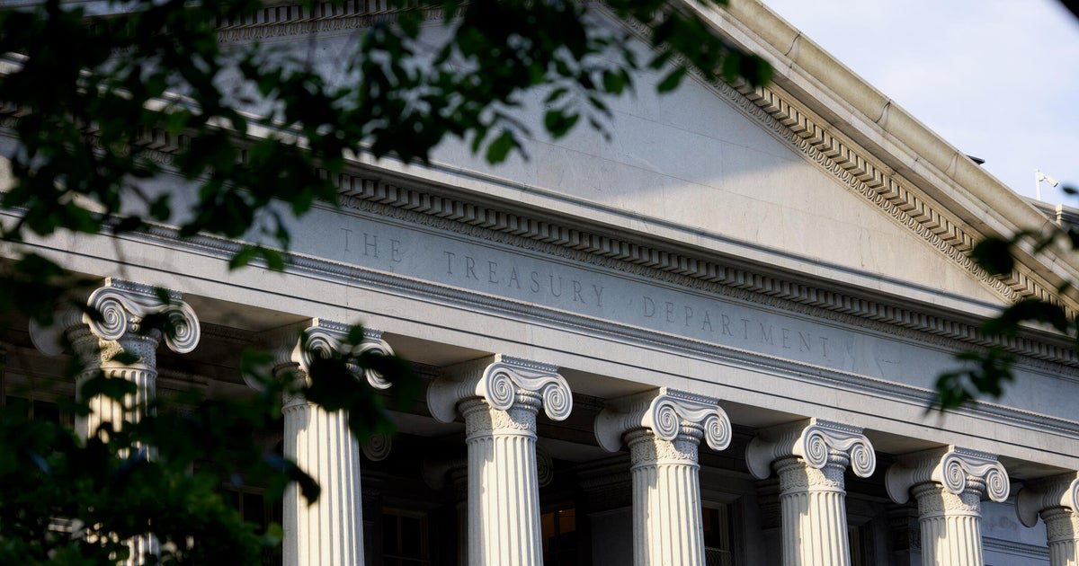 Danish pension fund to sell $100 million in U.S. Treasuries due to "poor U.S. government finances"