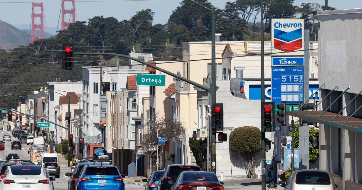 Gas prices surge as oil tops $100 a barrel. Here's how much Americans are paying.