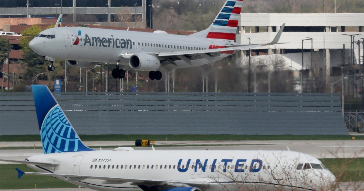 United Airlines merger with American Airlines would hurt consumers, senators say