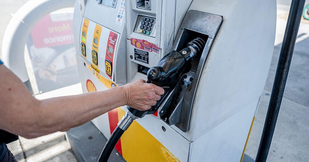 Oil prices tumble as pause in U.S.-Iran fighting sparks market relief
